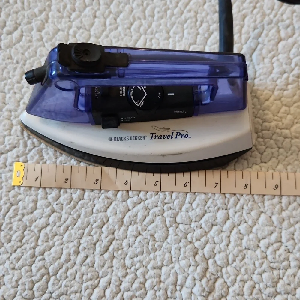 Black&Decker Travel Pro Steam Dry High Low Settings Iron Preppy Boho Resortwear